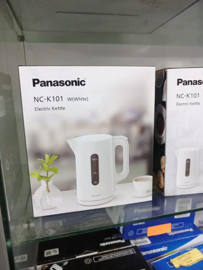 Panasonic Bouilloire électrique NC-K101 blanche