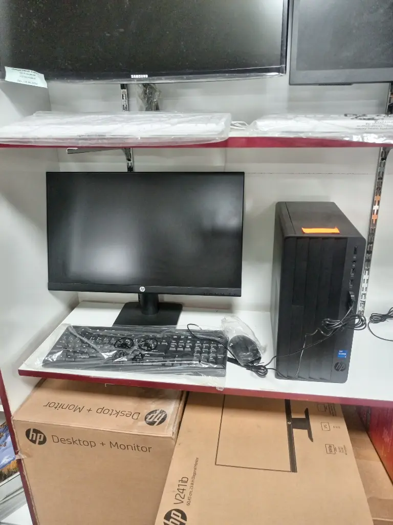 HP Desktop Core i5 + écran + clavier + souris