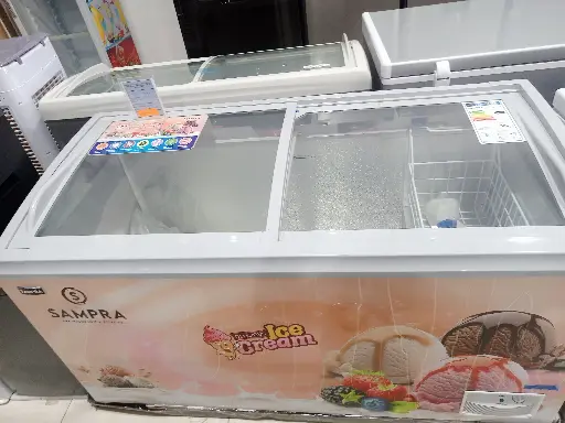 Congélateur vitrine SAMPRA avec porte vitrée